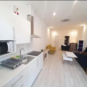 Velarde Center One Apartamento Málaga